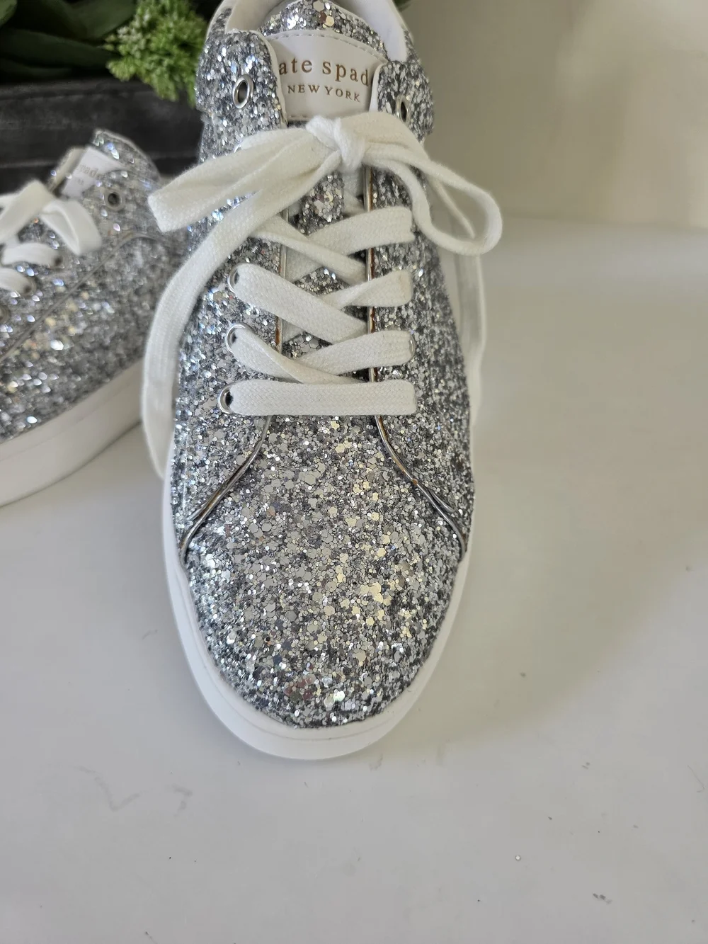 Kate Spade NY Lift Sneakers Silver Glitter Size 9 Sparkle Fashion Sneakers